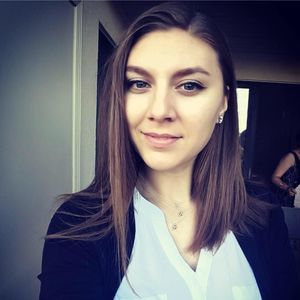 Meet your Posher, Daniela